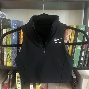 Nike Air Women’s Dri-Fit 1/2 Zip Sports Bra
